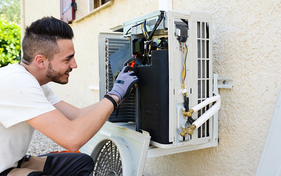 recherche travail électricien bâtiment Vaux-le-Pénil
